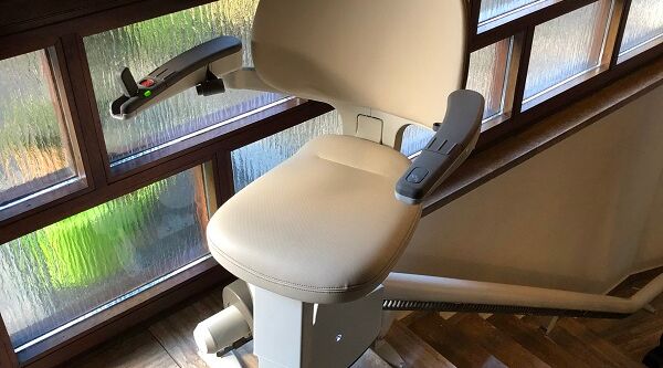 FITAL Treppenlifte - Treppenlift 1-Rohr FLOW X Hannover