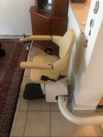 Treppenlift kaufen in Essen - 1-Rohr-System