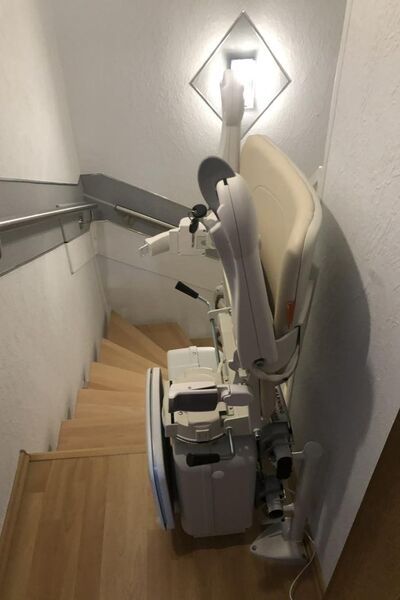 Fital-Treppenlifte-Modell-ZC 2 Etagen