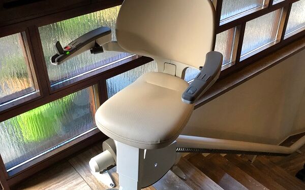 FITAL Treppenlifte - Treppenlift 1-Rohr FLOW X Hannover